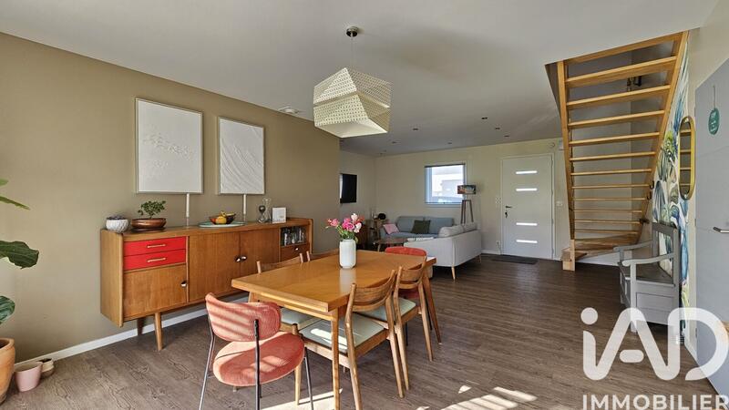 Maison - 103 m² - 5 pièces