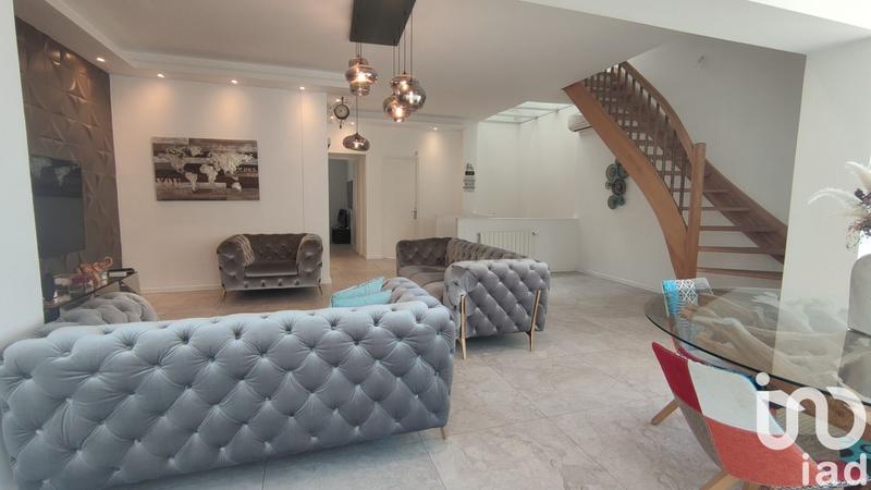 Maison de ville - 180 m² - 5 pièces