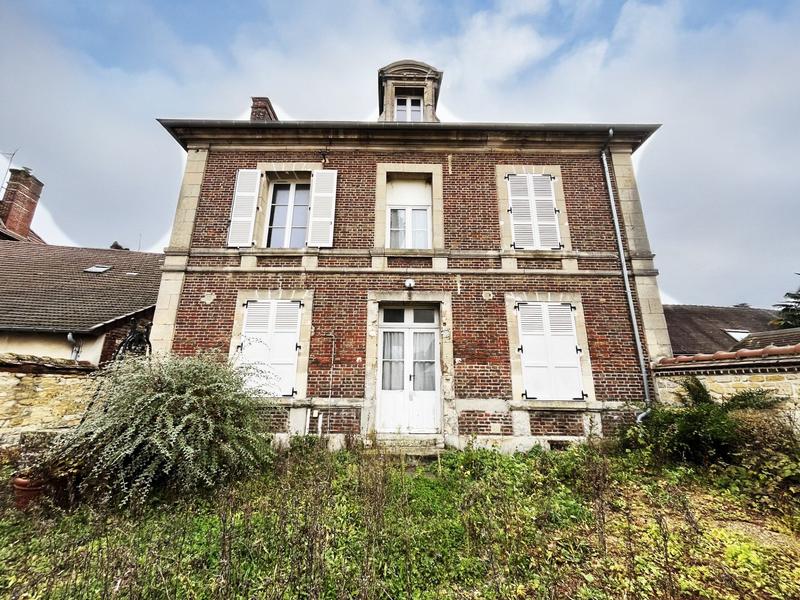 Maison - 143 m² - 7 pièces