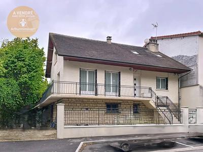 Maison - 126 m² - 5 pièces