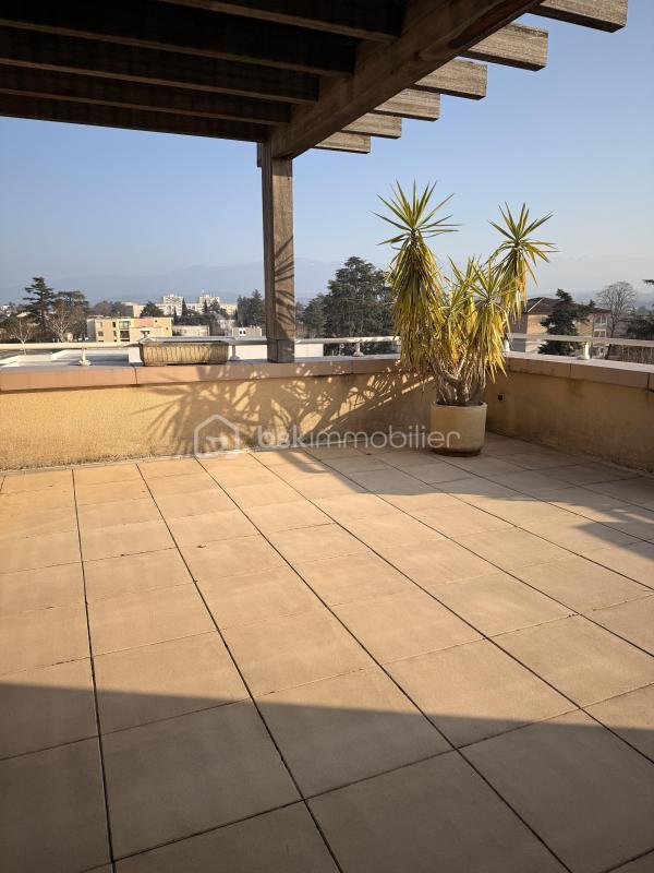 Penthouse - 160 m² - 4 pièces