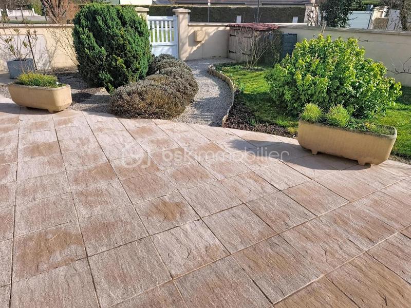 Maison - 101 m² - 4 pièces