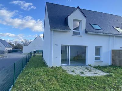 Maison - 86 m² - 4 pièces