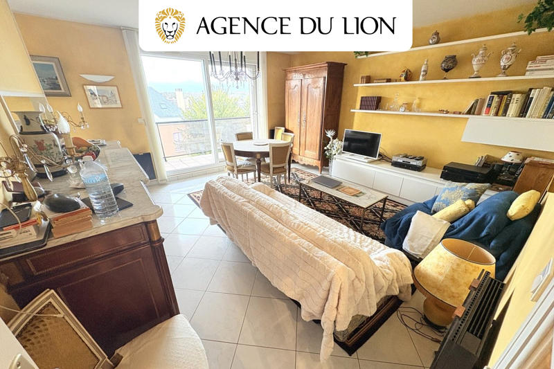 Appartement - 107 m² - 5 pièces