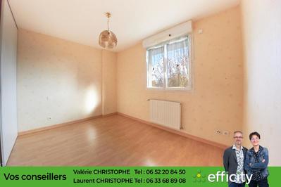 Appartement - 81 m² - 3 pièces