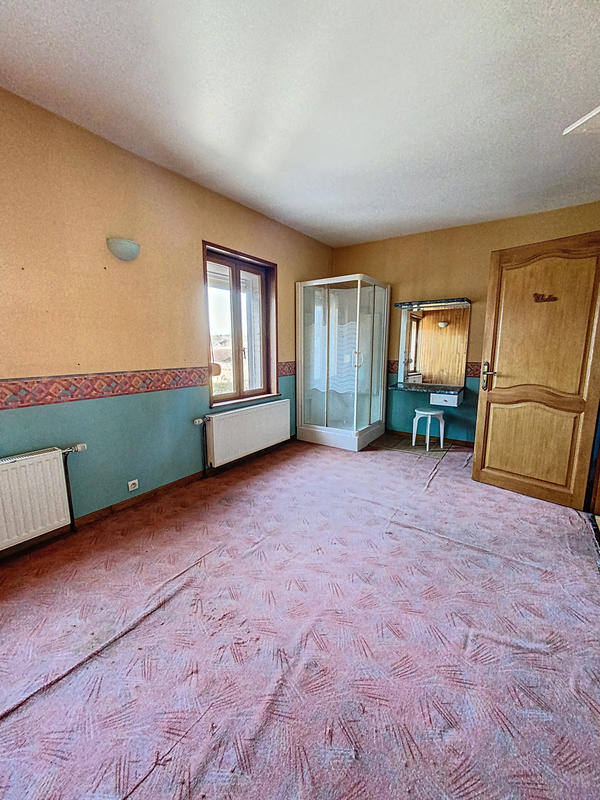 Maison - 144 m² - 9 pièces