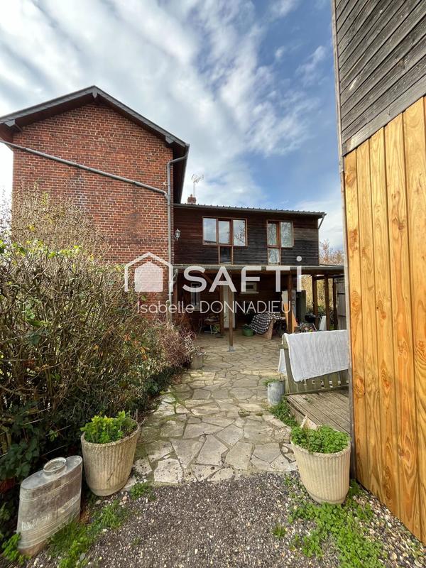 Maison - 240 m² - 9 pièces