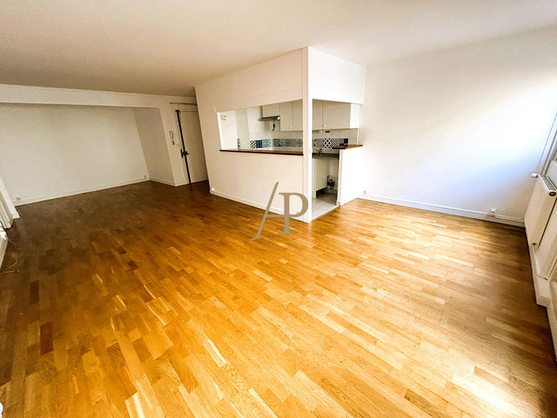 Appartement - 85 m² - 3 pièces