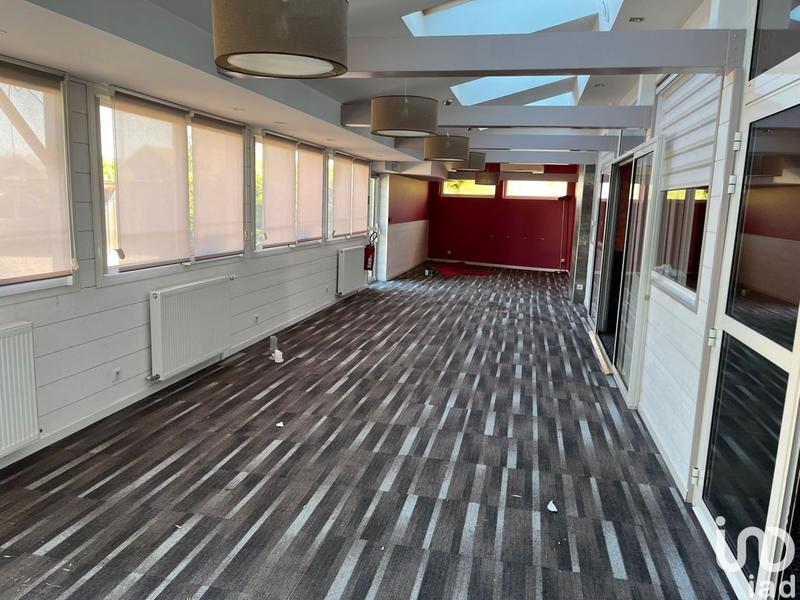 Local commercial - 816 m²