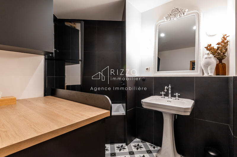 Appartement - 126 m² - 5 pièces