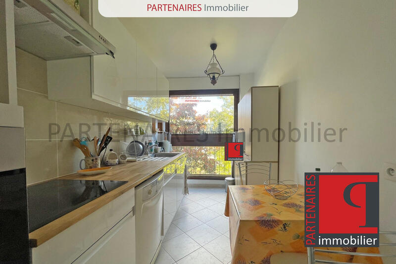 Appartement - 75 m² - 4 pièces