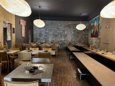 Local commercial - 280 m² - 6 pièces