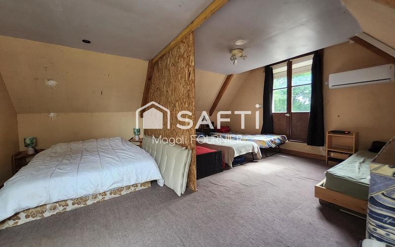 Maison - 95 m² - 5 pièces