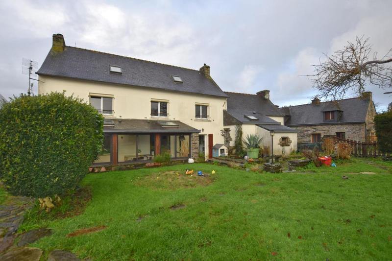 Maison - 128 m² - 6 pièces