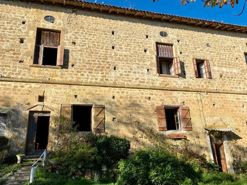 Maison - 200 m² - 7 pièces