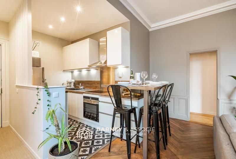 Appartement - 64 m² - 3 pièces