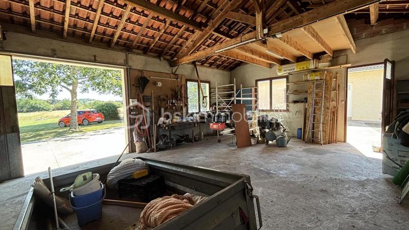 Propriété - 151 m² - 7 pièces