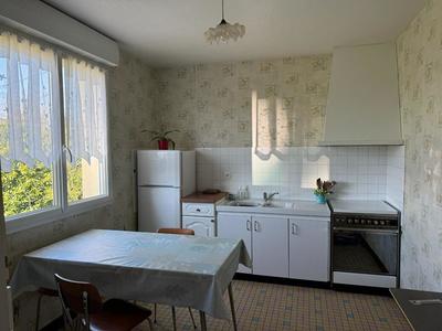 Maison - 76 m² - 4 pièces