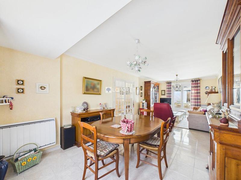 Maison - 101 m² - 3 pièces