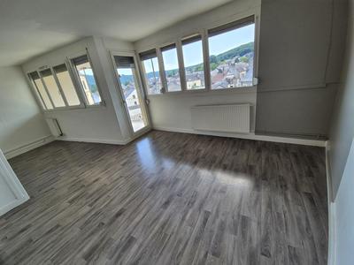 Appartement - 73 m² - 5 pièces