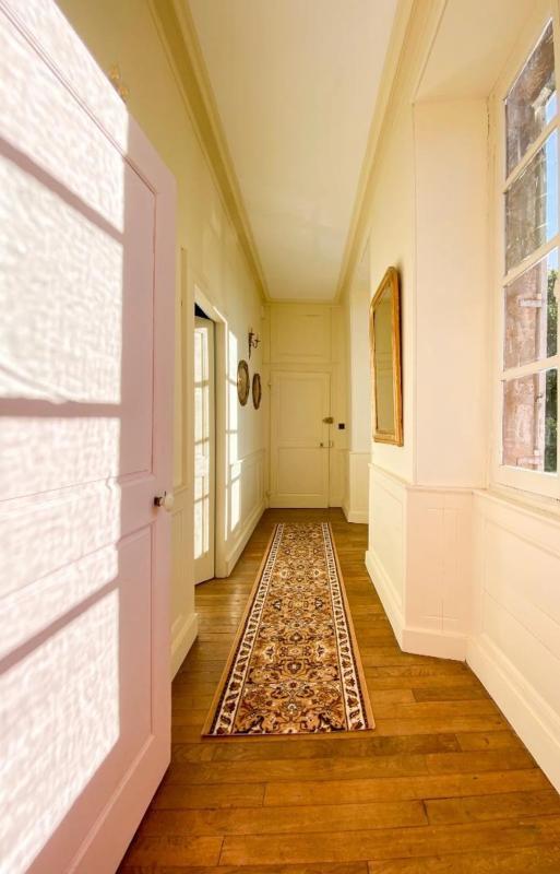 Maison de maîtres - 350 m² - 8 pièces