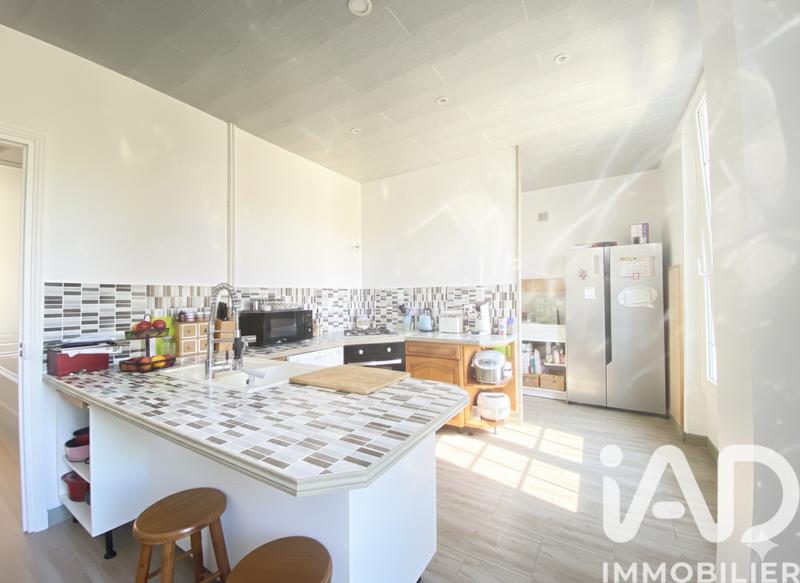 Maison - 249 m² - 10 pièces