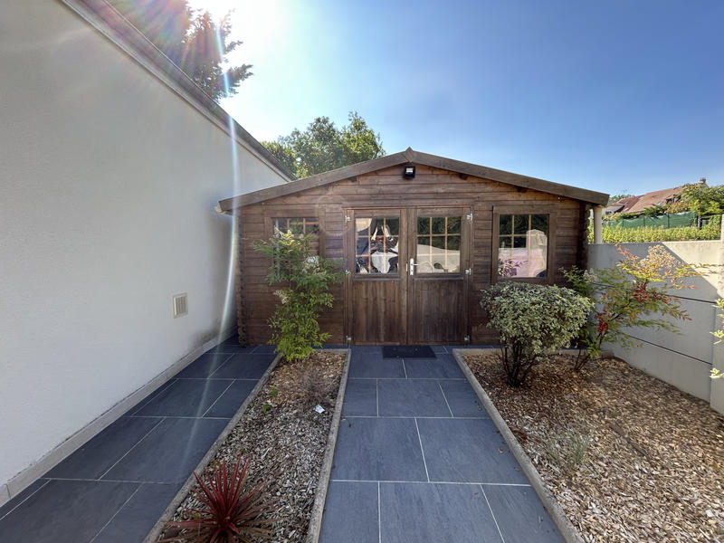 Villa - 310 m² - 11 pièces