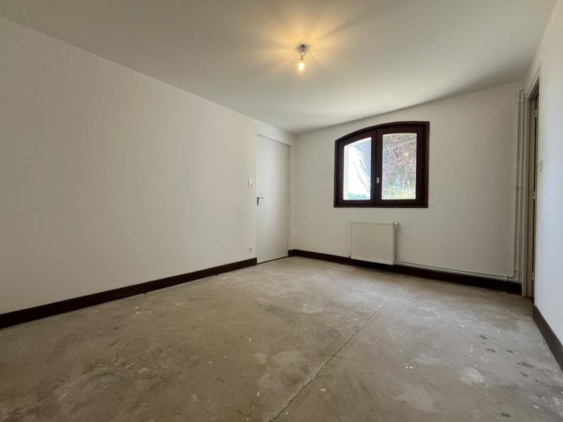 Maison - 177 m² - 6 pièces