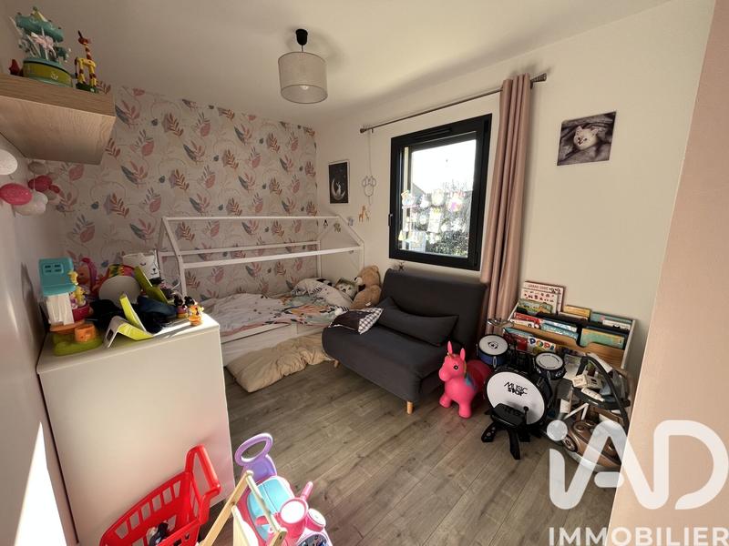 Maison - 93 m² - 4 pièces