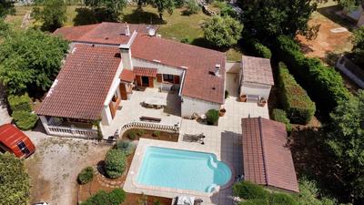 Maison - 101 m² - 5 pièces