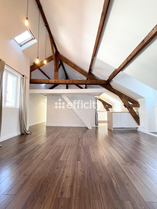 Appartement - 93 m² - 3 pièces