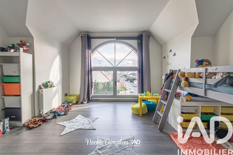 Maison - 168 m² - 7 pièces