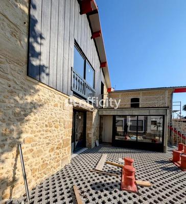 Maison - 140 m² - 4 pièces