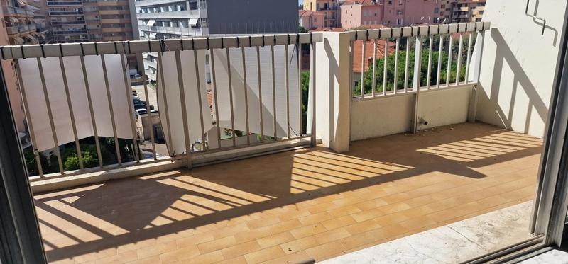 Appartement - 92 m² - 3 pièces