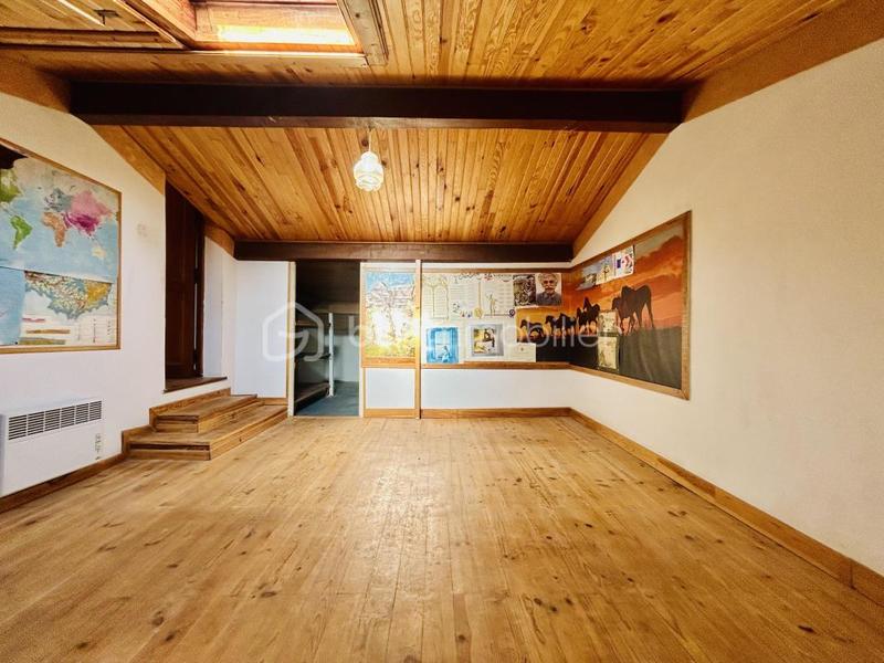 Maison - 97 m² - 4 pièces