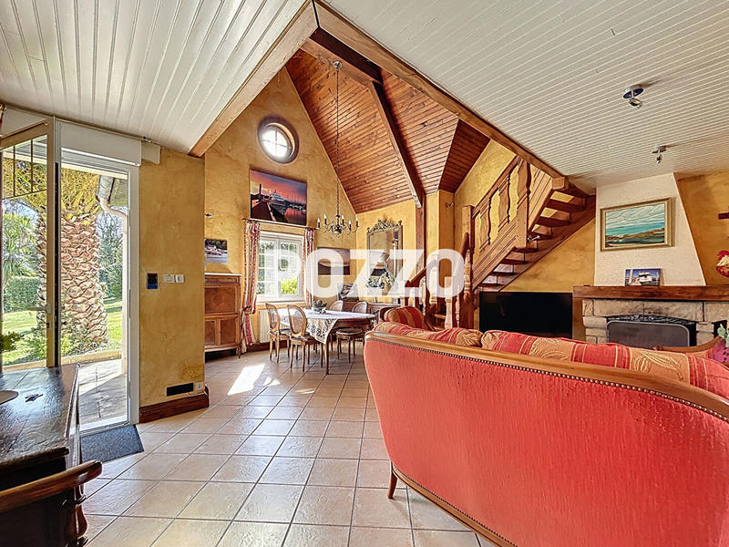 Maison - 147 m² - 5 pièces