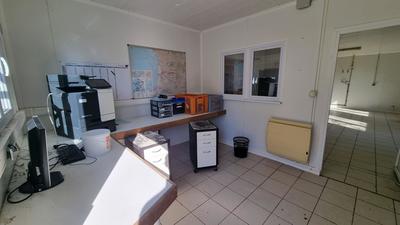 Maison - 200 m² - 2 pièces