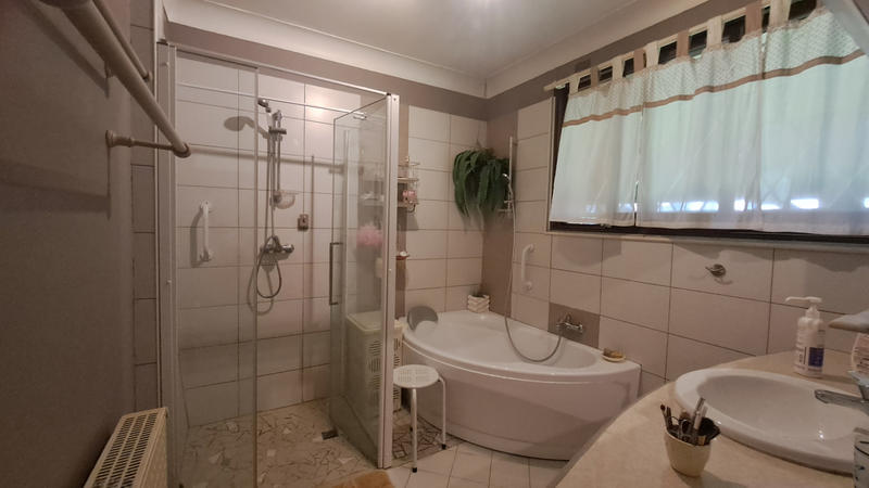 Maison - 180 m² - 5 pièces