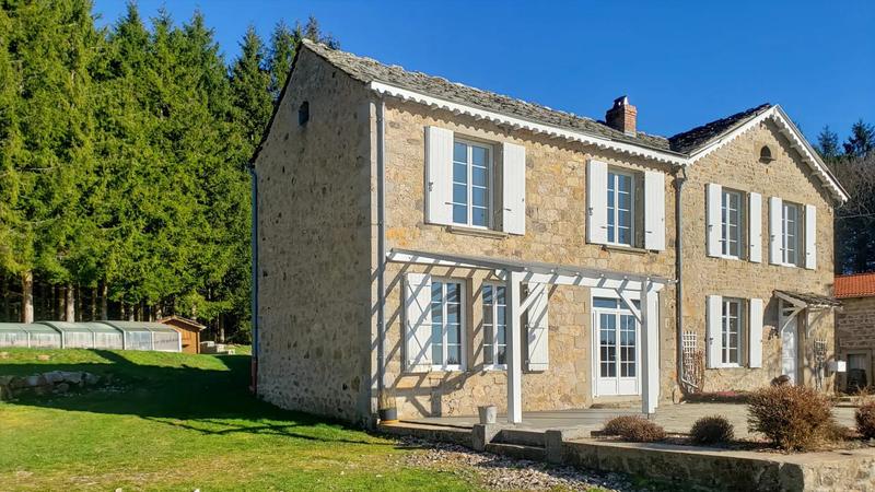 Maison - 180 m² - 6 pièces