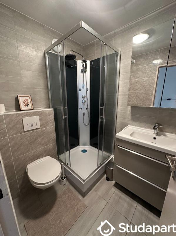 Chambre - 9 m² - 1 pièce