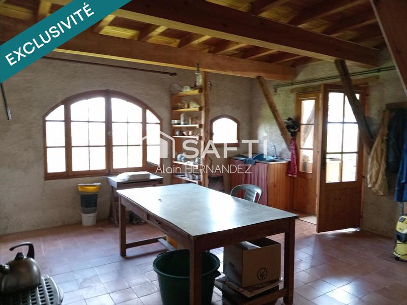 Maison - 295 m² - 12 pièces