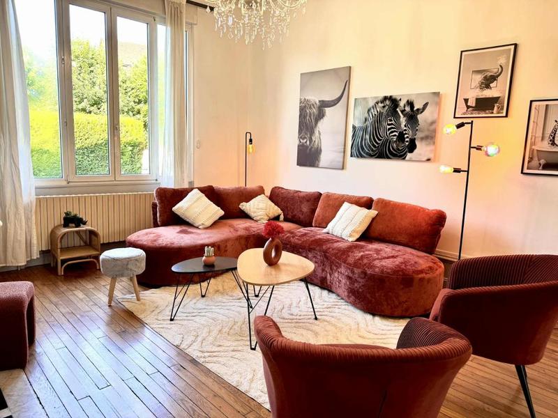 Maison bourgeoise - 300 m² - 10 pièces