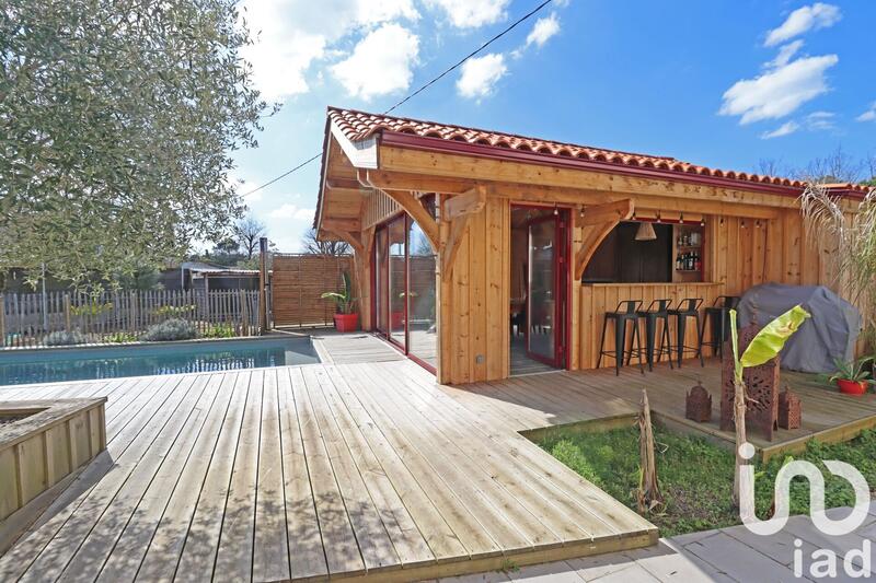 Maison - 254 m² - 8 pièces