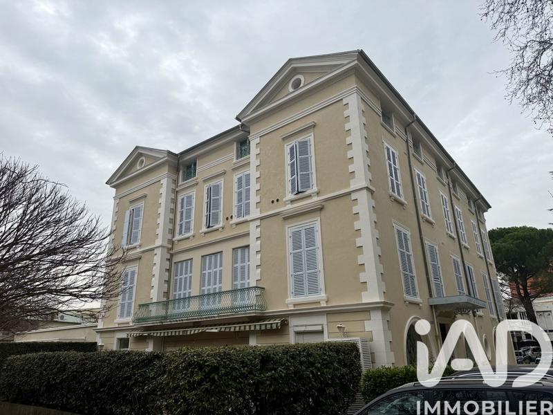 Appartement - 94 m² - 3 pièces