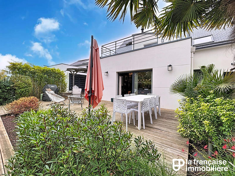 Maison - 163 m² - 7 pièces