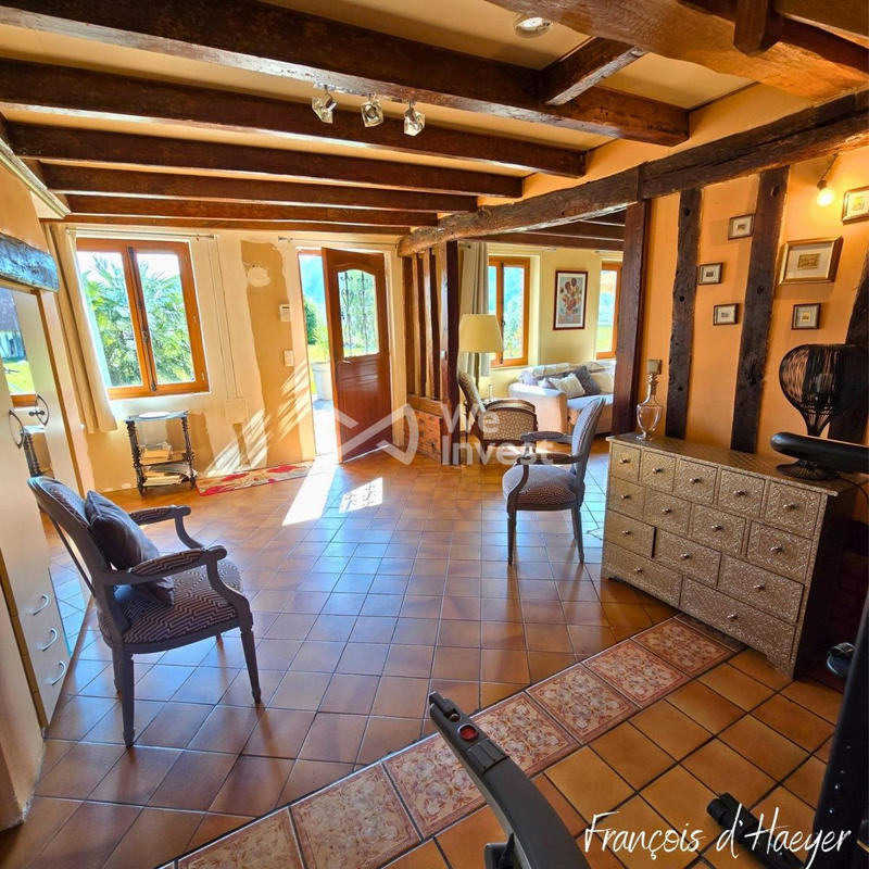 Maison - 205 m² - 8 pièces