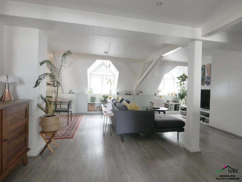 Appartement - 87 m² - 4 pièces