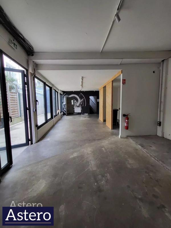 Local commercial - 264 m² - 5 pièces