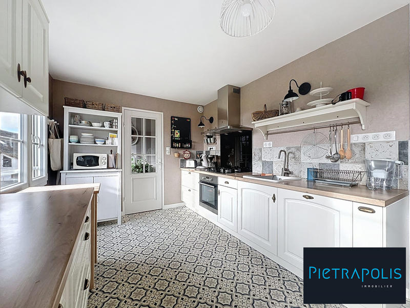 Maison ancienne - 160 m² - 6 pièces