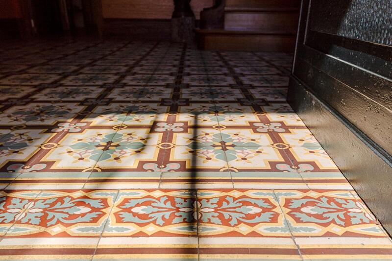 Maison - 235 m² - 10 pièces